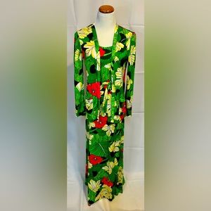 Vintage 1970’s women’s fitted dress with matching jacket